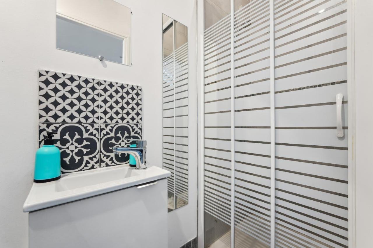 Budget Appart Avec Parking Au Centre-Ville Шарлевиль-Мезьер Экстерьер фото